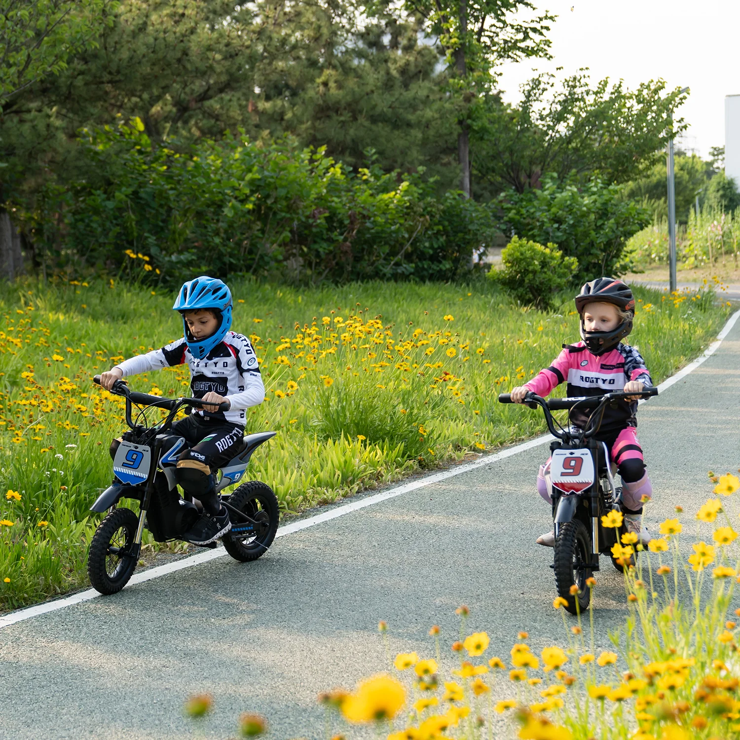 RCB R9X PRO Kids Electric Motocross Dirt Bike (4-12 years old) - Image 16